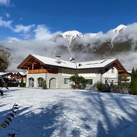 B&B Casa Il Sasso Pinzolo Esterno foto
