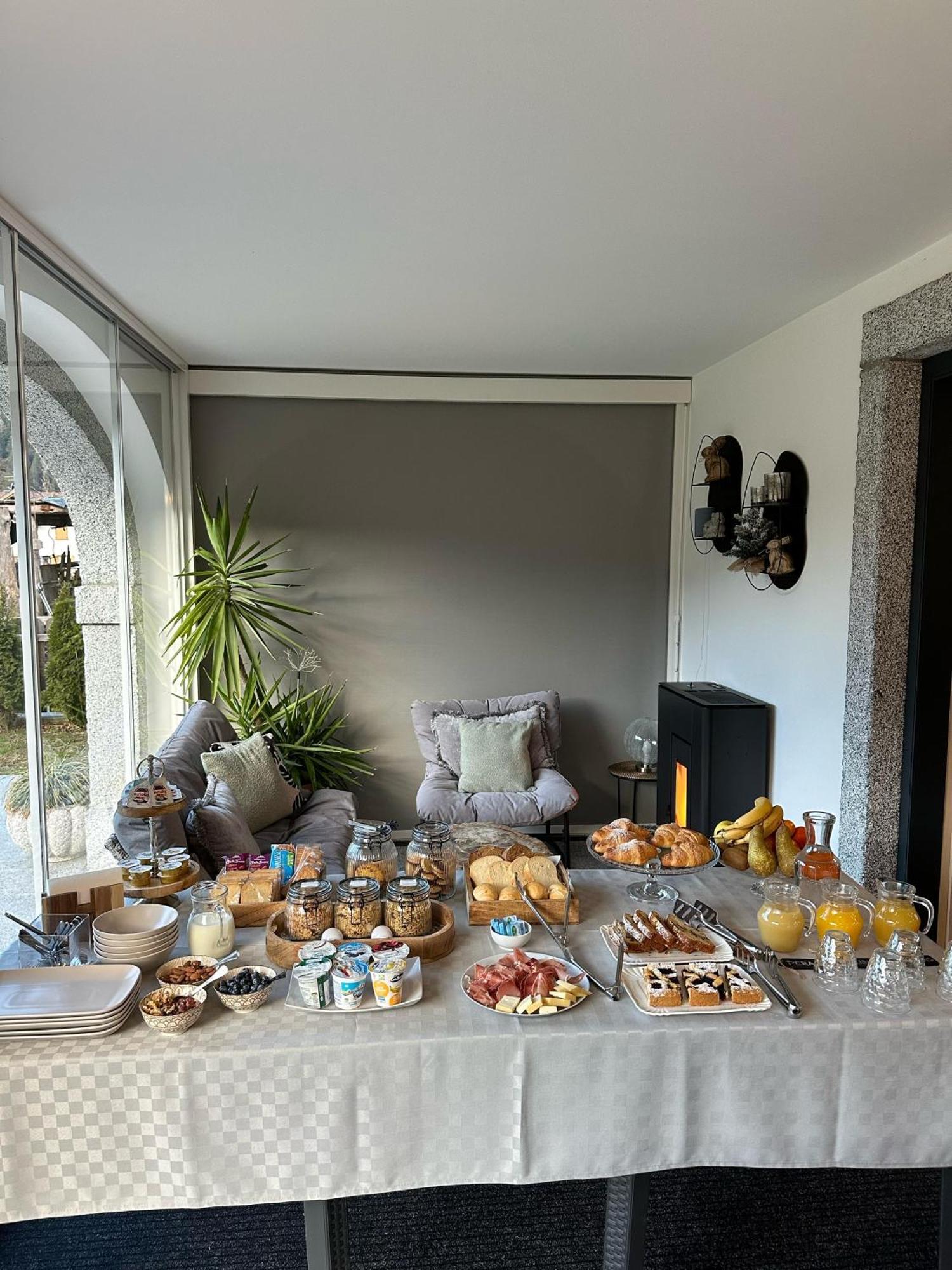 B&B Casa Il Sasso Pinzolo Esterno foto